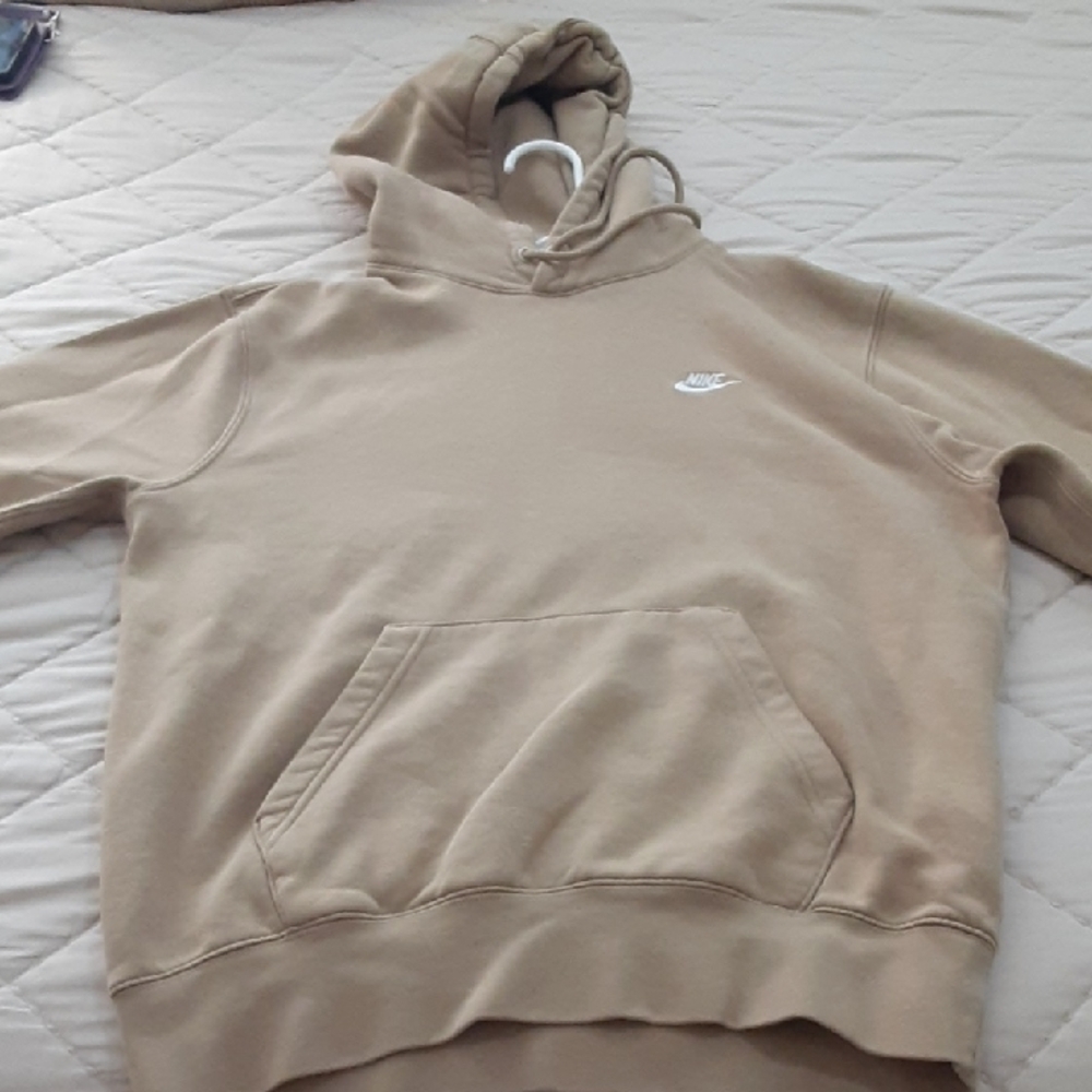 Nike Club Men's Fleece Beige Pullover Hoodie. - Picture 4 of 16